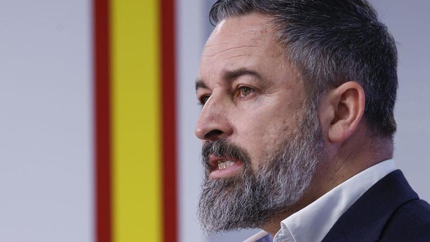 Vox se frota las manos