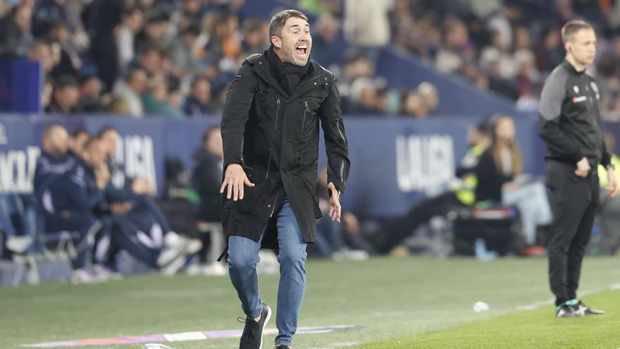 Trocóniz no tiene "ninguna noticia de nadie" sobre el interés de River Plate en Coudet