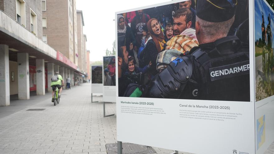 La muestra fotográfica ‘Éxodos’ toma la avenida Gasteiz
