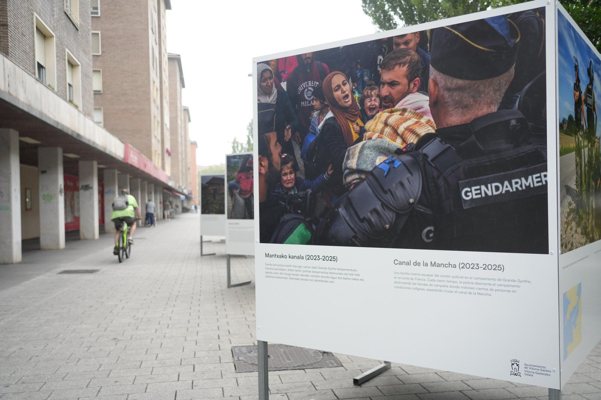 En imágenes: ‘Éxodos’ toma la avenida Gasteiz