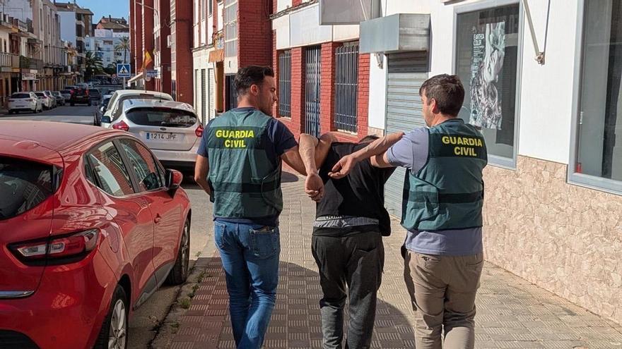 Dos detenidos en Sevilla por estafar a una empresa navarra de movilidad sostenible