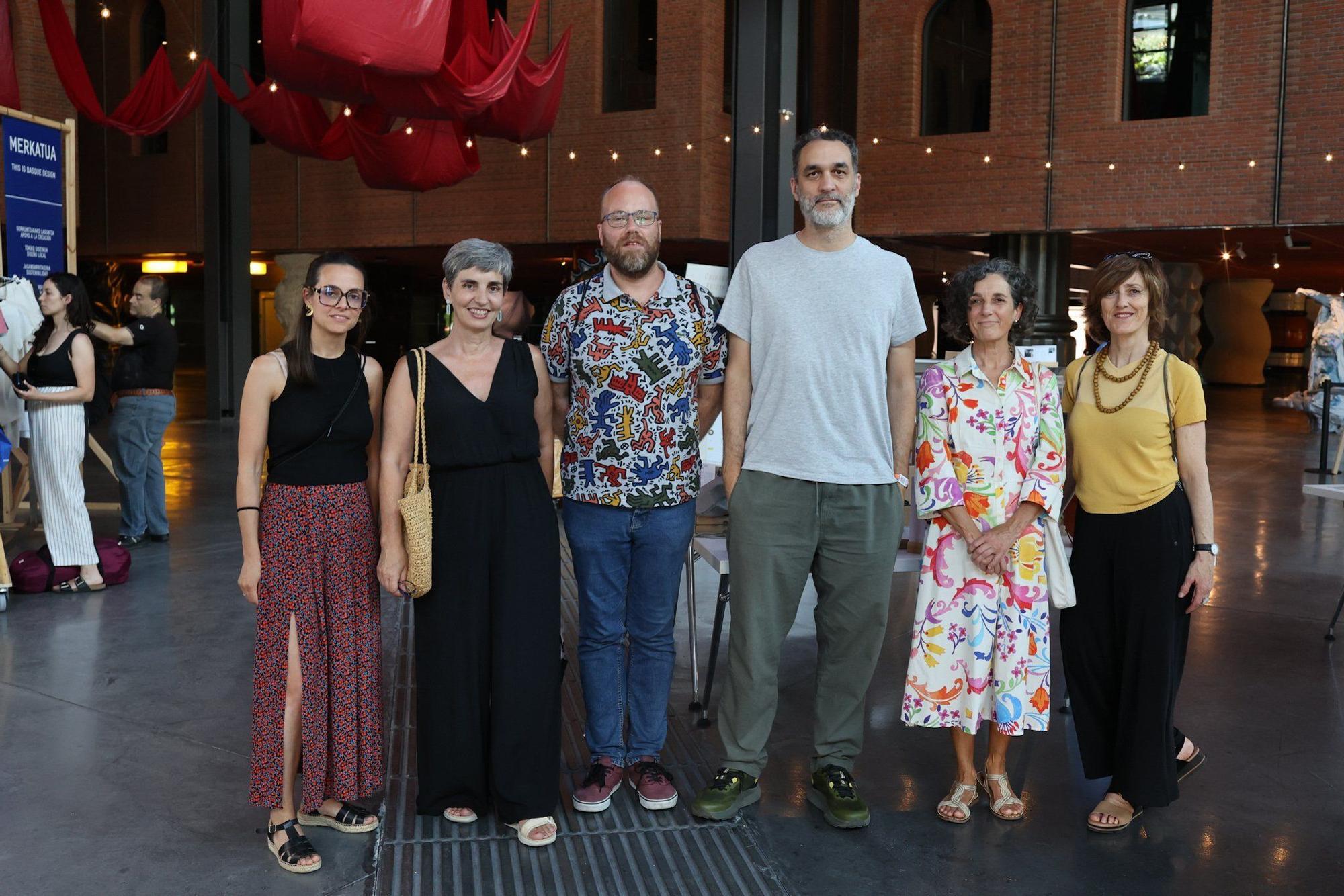 Rosalía Fernández, Karmele Tamayo, Germán Castañeda, Ricardo Cerdá Aldama, Elena Ciordia y Natalia Rotaeche.