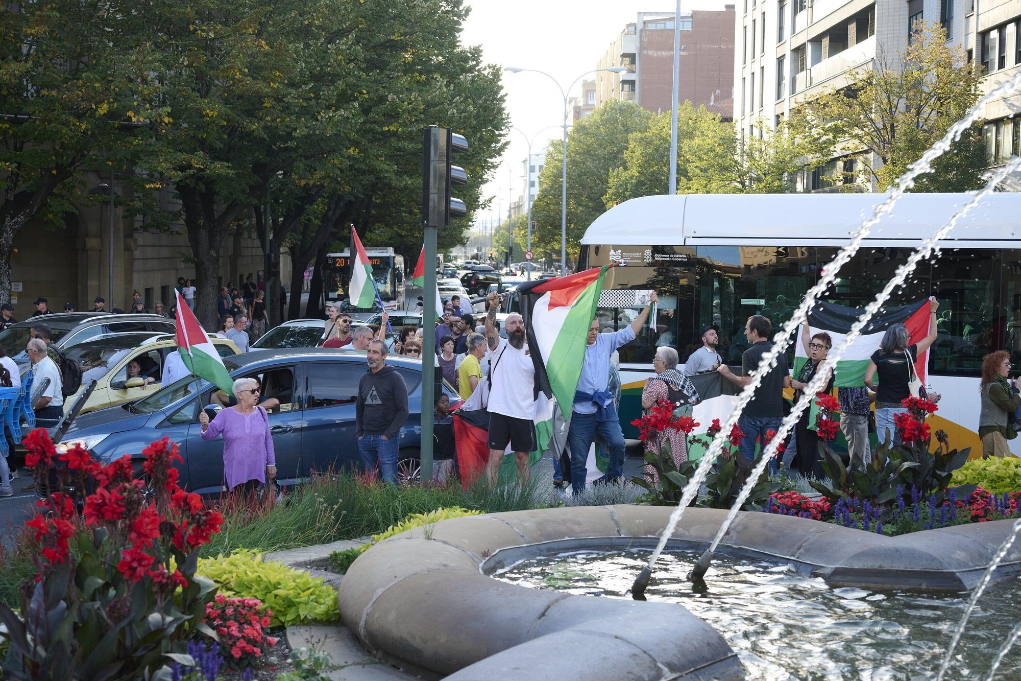 Concentración en Pamplona contra la detención de la flotilla humanitaria a Palestina