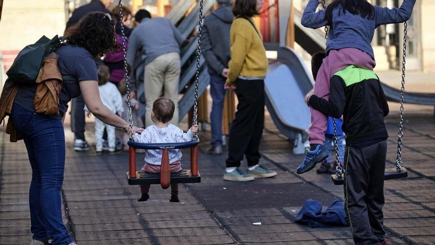 La natalidad ha caído un 36% en Navarra en 15 años, con 2.533 partos menos