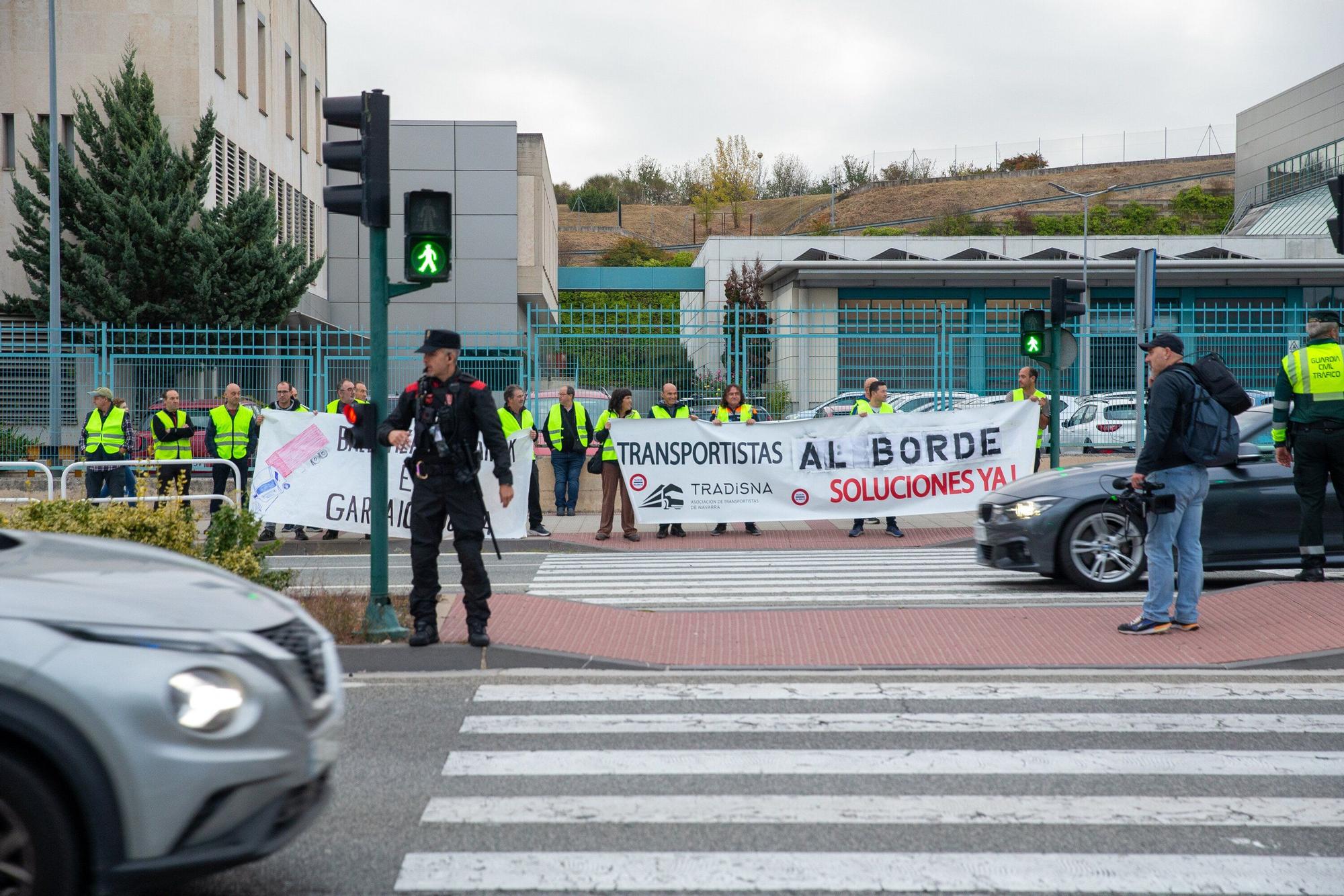 Protesta de los transportistas navarros en Cordovilla