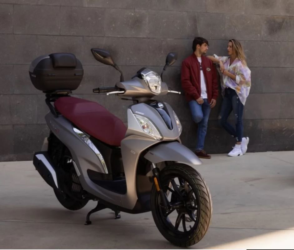 Simphony 125 ST exterior.JPG