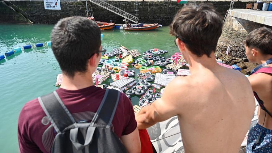 “No nos curramos mucho nuestra balsa, porque buscamos la mejor y la abordamos”