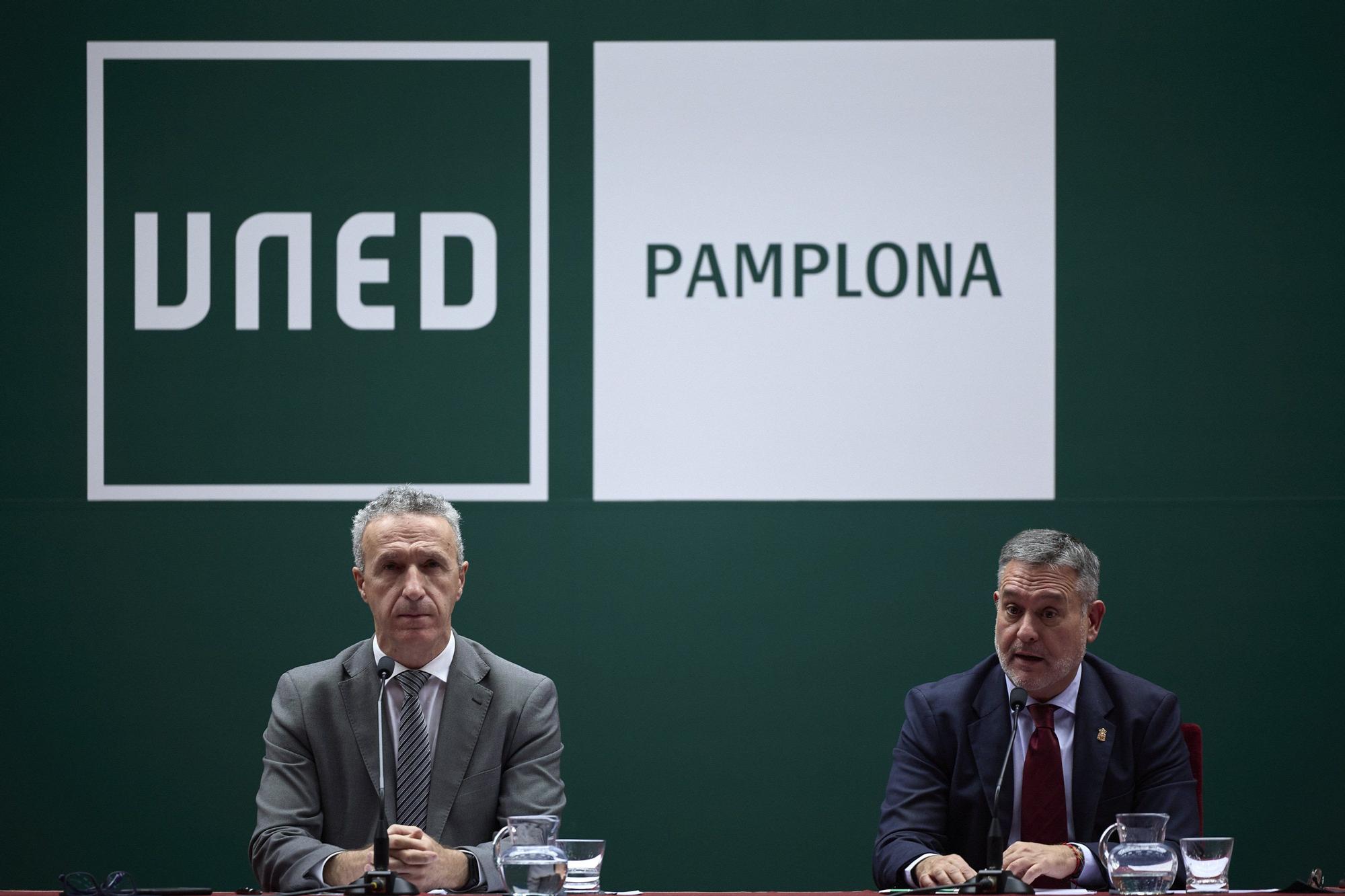 Acto de apertura del curso 2025 - 2026 en la UNED en Pamplona