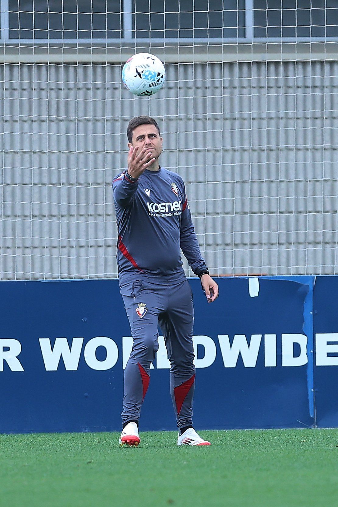 Fotos del entrenamiento de Osasuna (24 de septiembre de 2025)