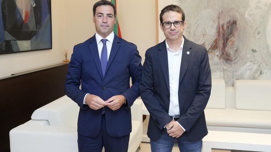 Otxandiano ahonda la brecha en vivienda y acota a cinco los ámbitos para el pacto con Pradales