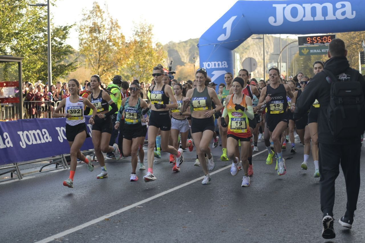Ilusión y concentración en la salida de la Behobia-San Sebastián