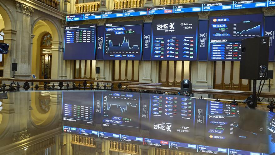 El precio del petróleo baja hasta los 107 dólares, con las Bolsas europeas apuntando a subidas en la apertura