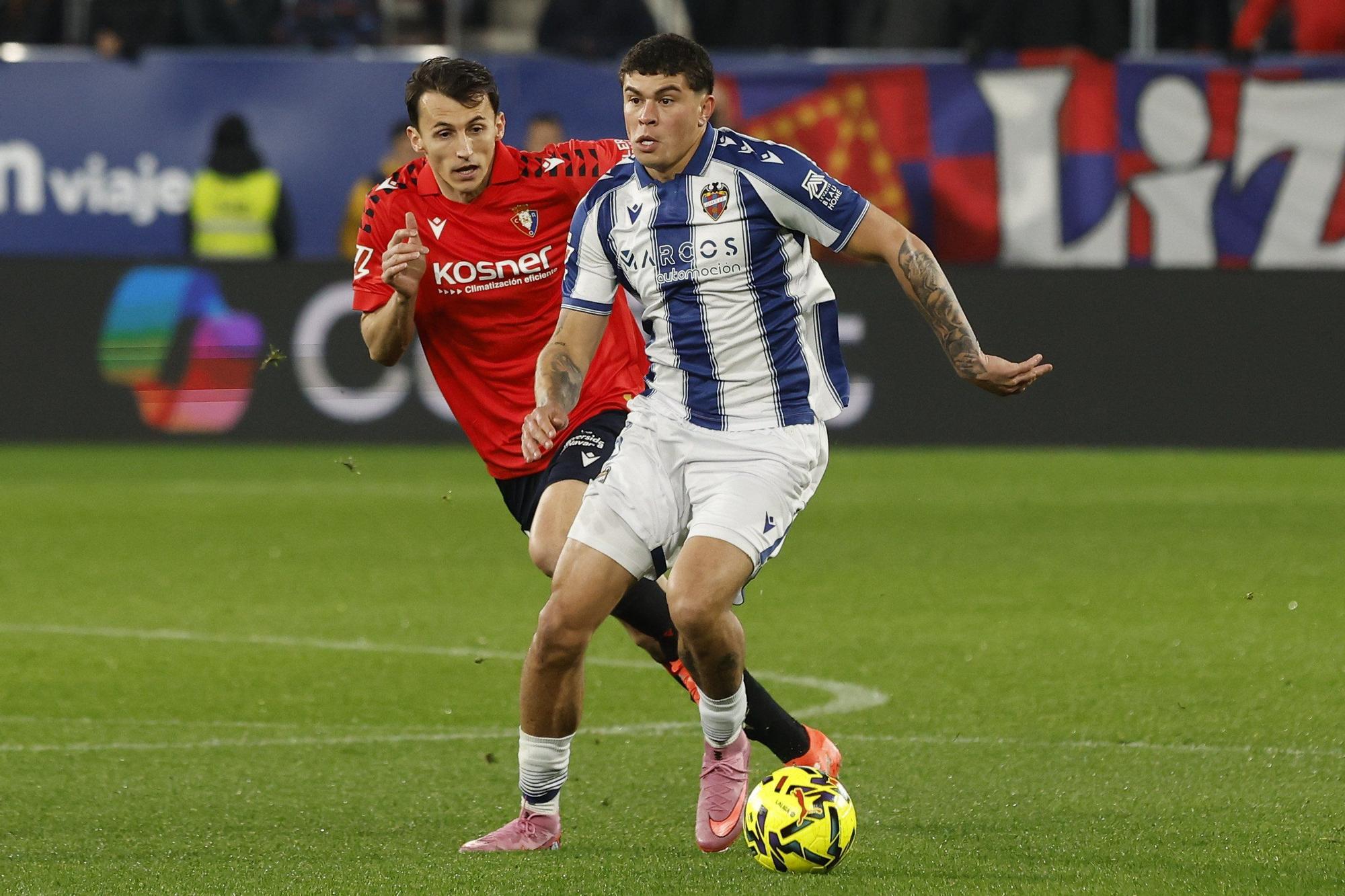 Fotos del partido Osasuna-Levante