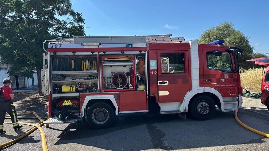 Al menos dos fallecidos y varios heridos en un incendio declarado en un bloque de viviendas de Mallorca