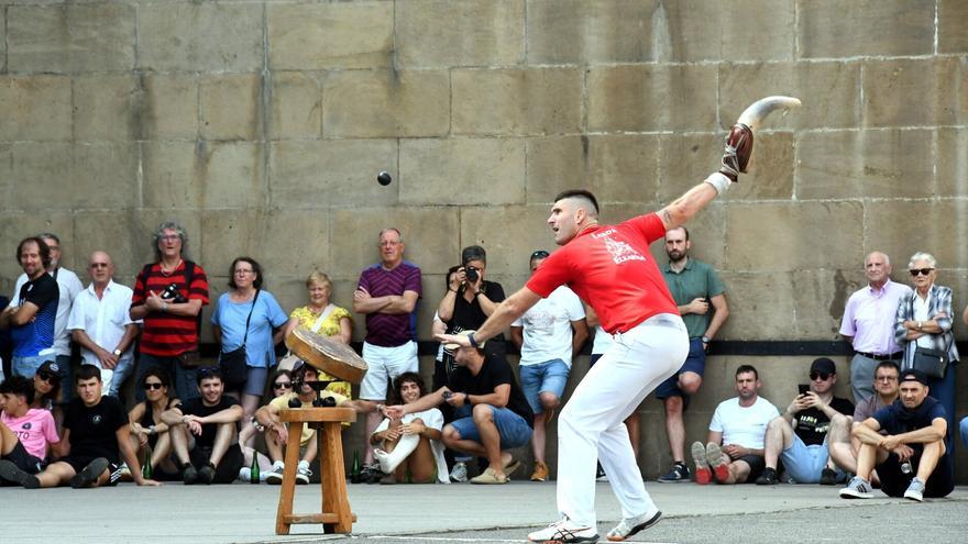 El laxoa vuelve a las plazas este domingo