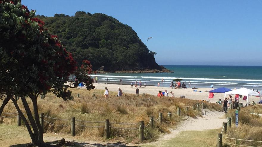 Playa de Waihi, en la isla norte de Nueva Zelanda.