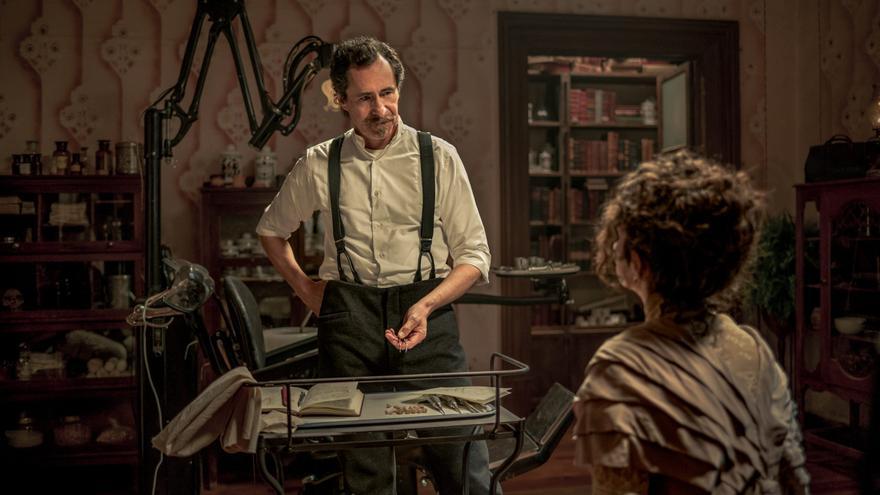 ‘El dentista’, la serie que nos lleva a la caza de Jack el Destripador