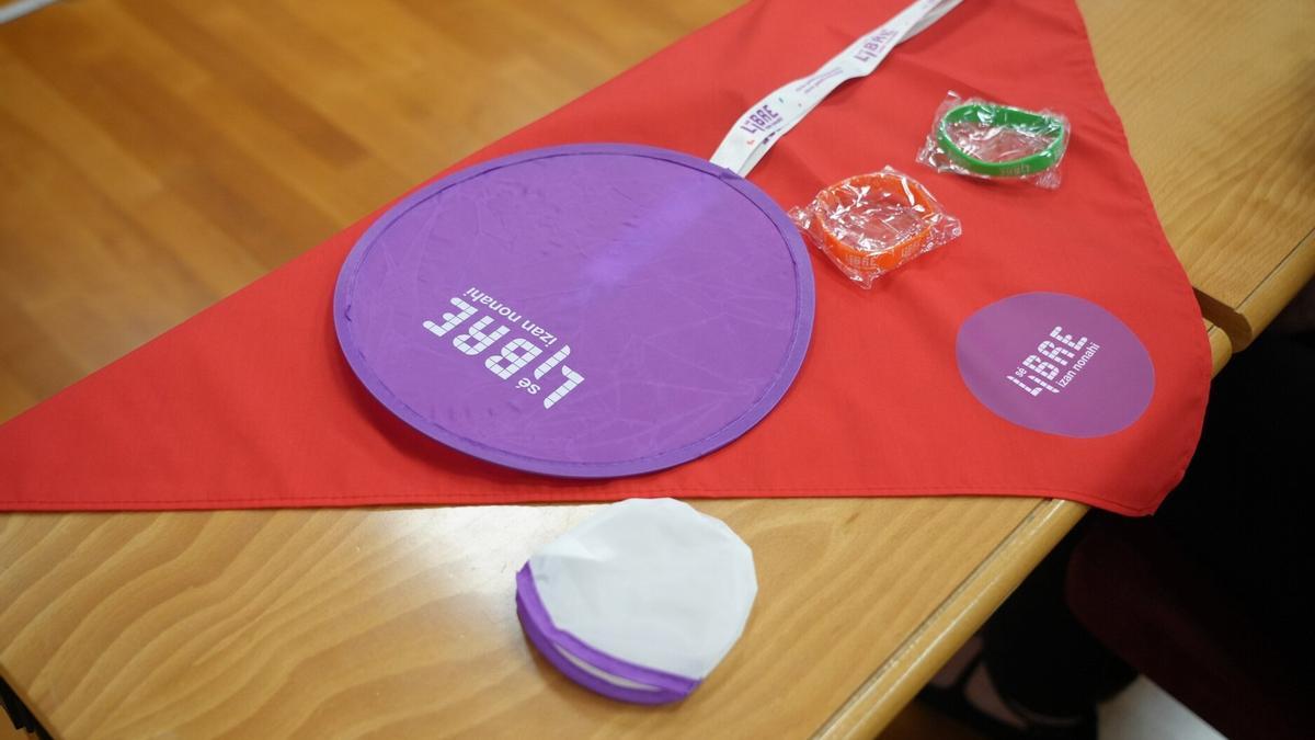 &#039;Merchandising&#039; de la campaña de prevención de la violencia machista en fiestas de La Blanca