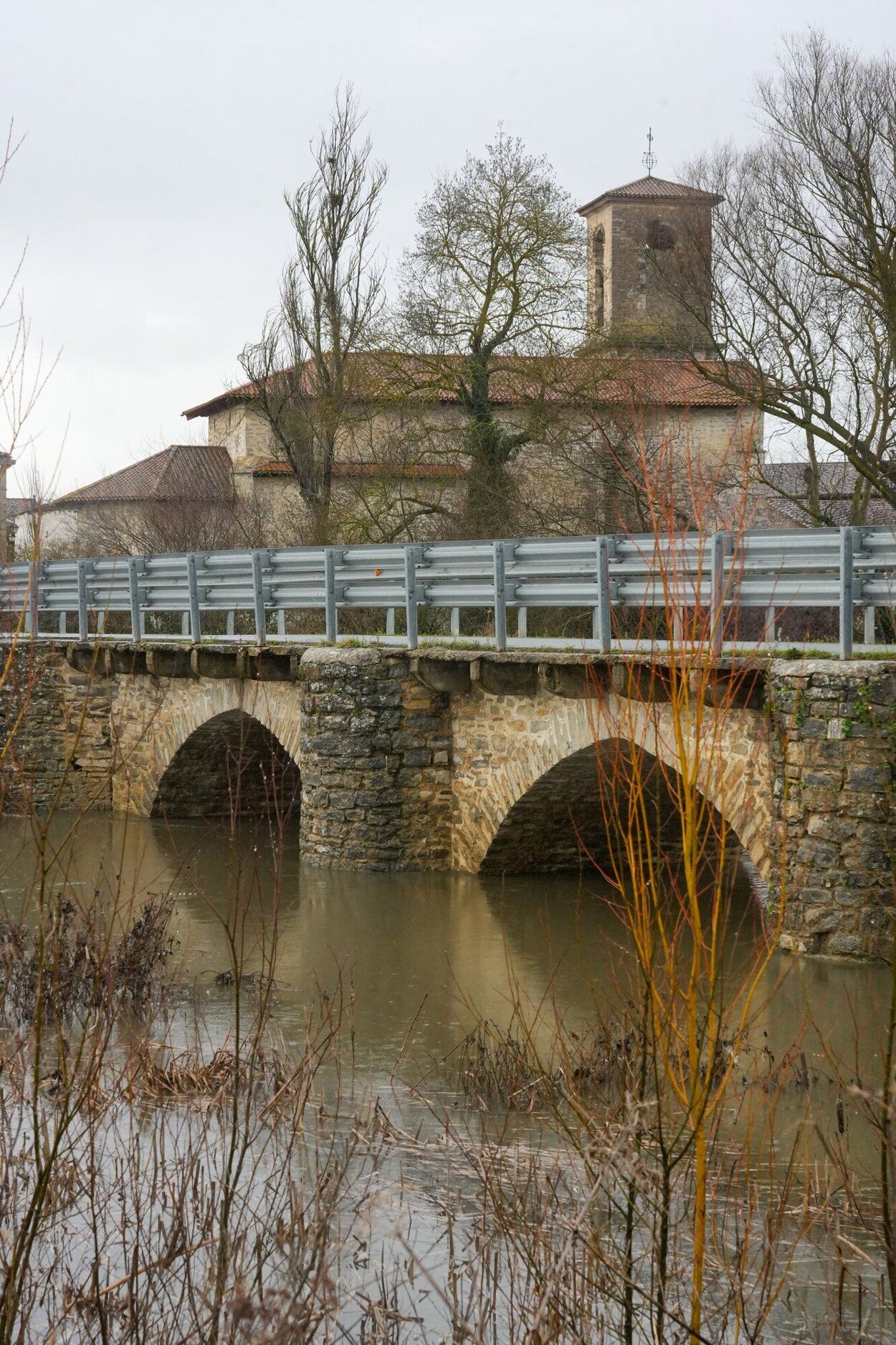 Puente de Víllodas.