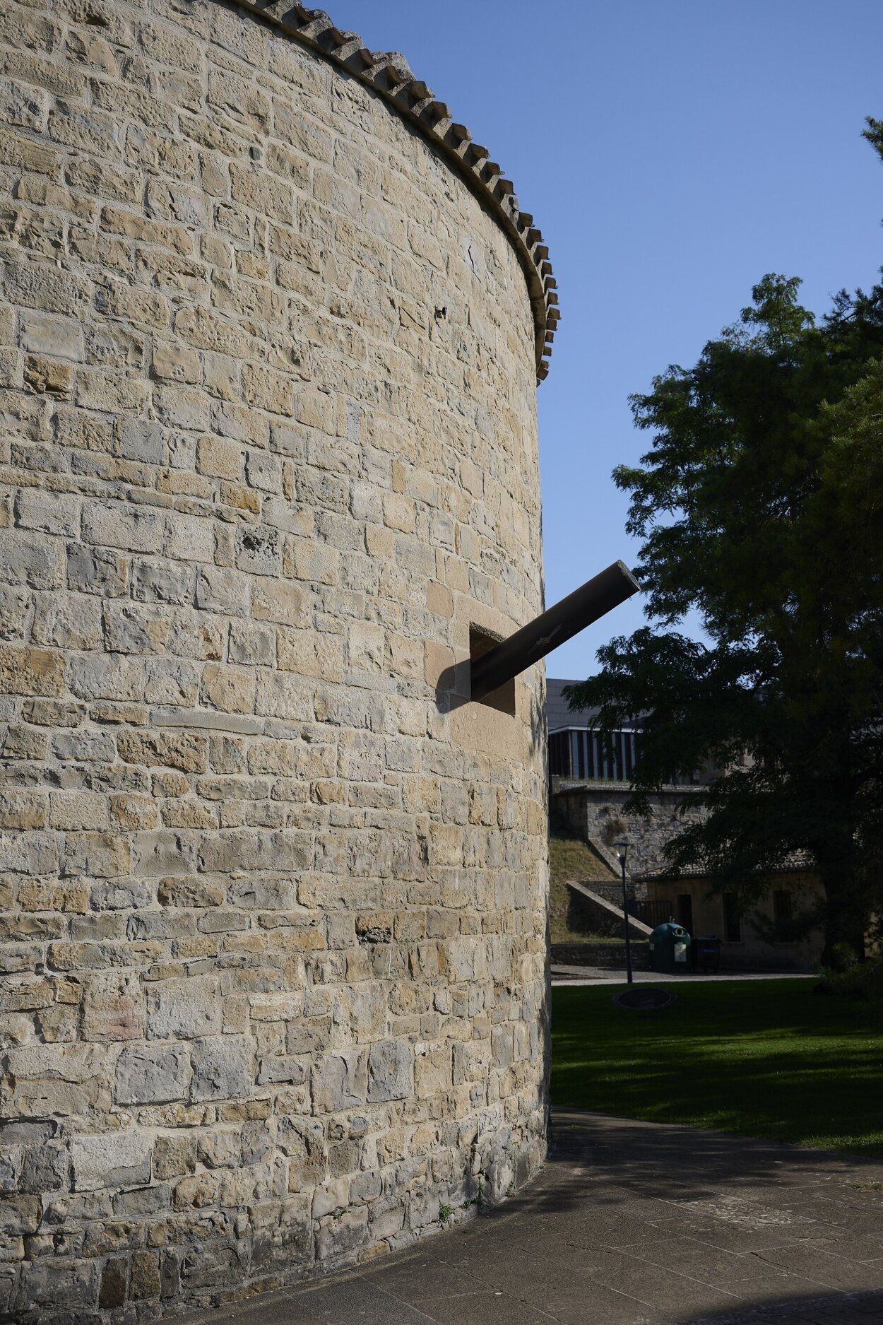 Una instalación escultórica de David Mutiloa para el Horno de la Ciudadela