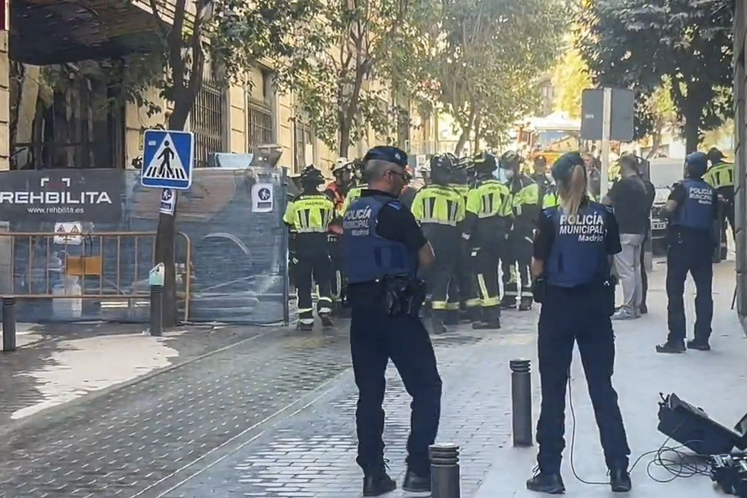 Las imágenes del derrumbe de un edificio en Madrid