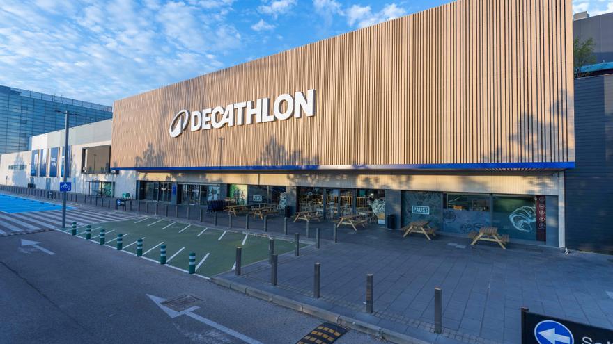 La linterna de Decathlon que puede salvarte la vida