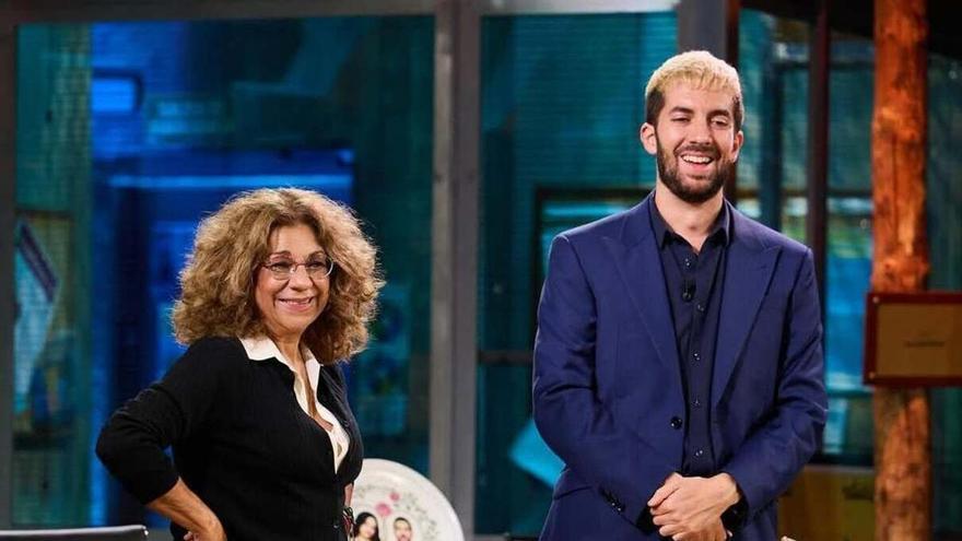 Lolita Flores confiesa en ‘La Revuelta’ su “amor” por un famoso actor de origen vasco: “Le podría llevar al colegio”