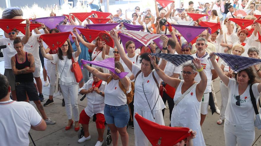 Pañuelos contra la violencia sexista
