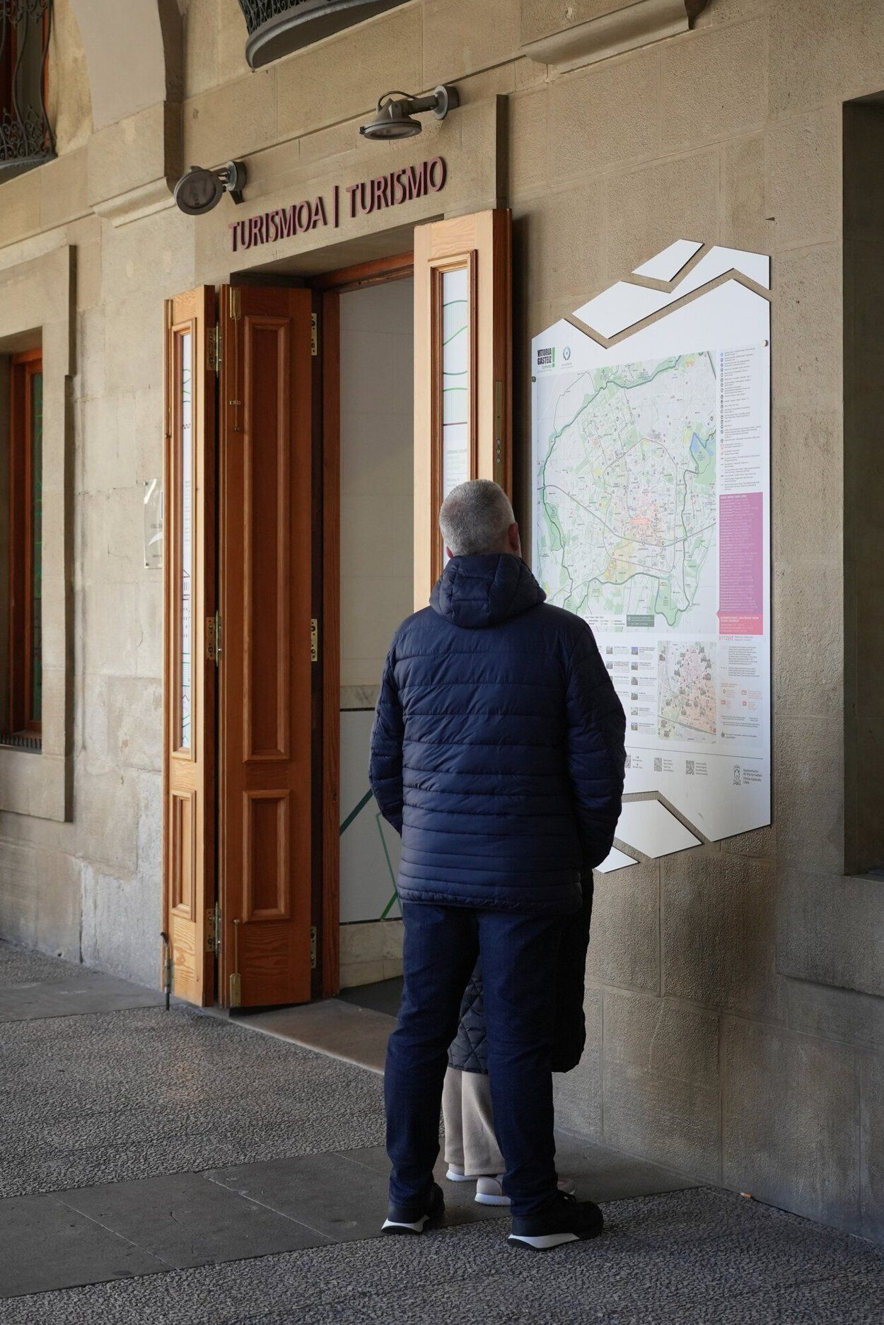 Oficina de turismo de Vitoria.