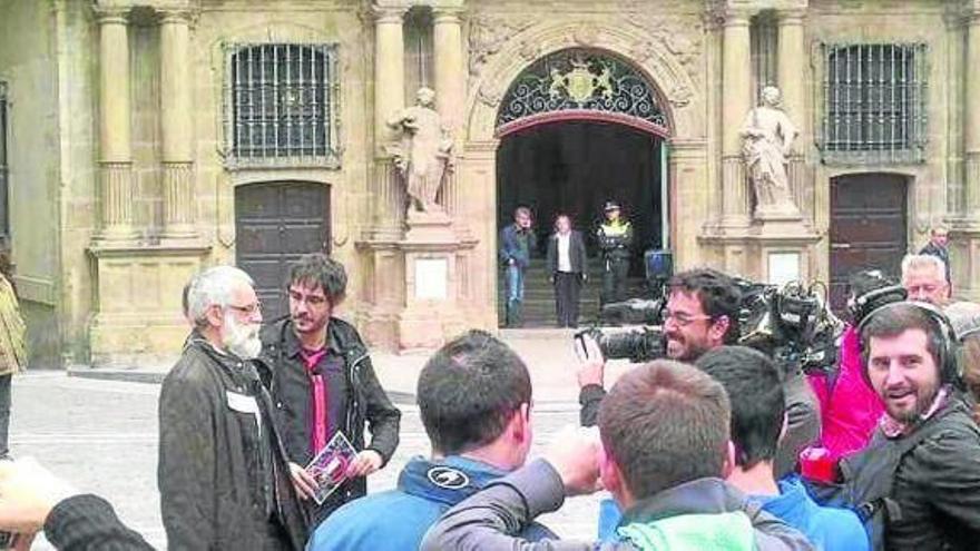 El programa &#039;Lo sabe, no lo sabe&#039; reparte dinero en Pamplona