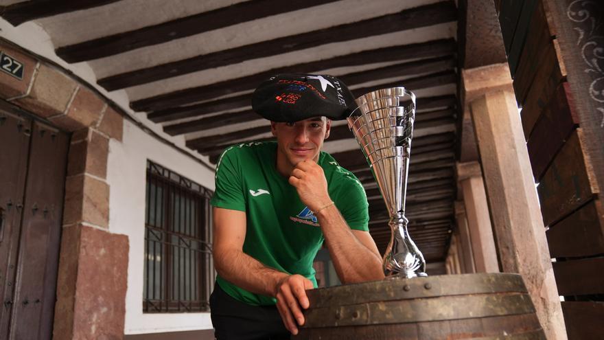 Darío Gómez, campeón del Manomanista: 