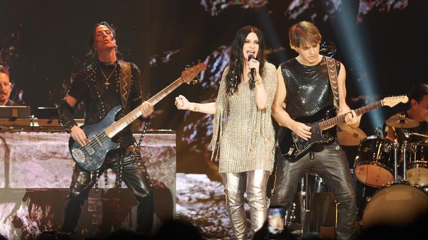 El alcalde de Tudela corrige a Laura Pausini tras felicitar a sus “amados vascos” en el concierto de Pamplona