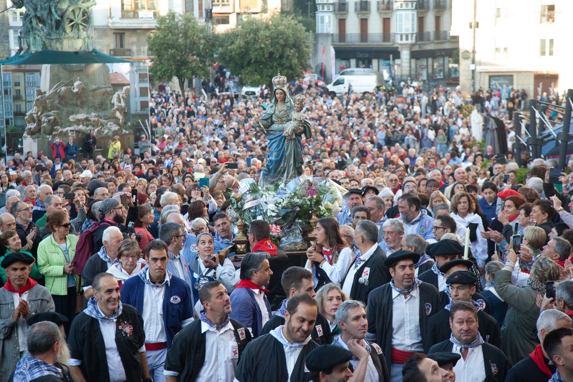 En imágenes: Rosario y Misa de la Aurora en las fiestas de La Blanca 2023