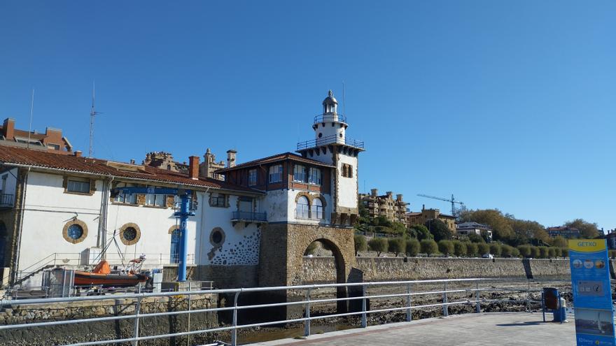 Getxo quiere que el hotel del Puerto Deportivo no supere la altura de la Casa de Náufragos