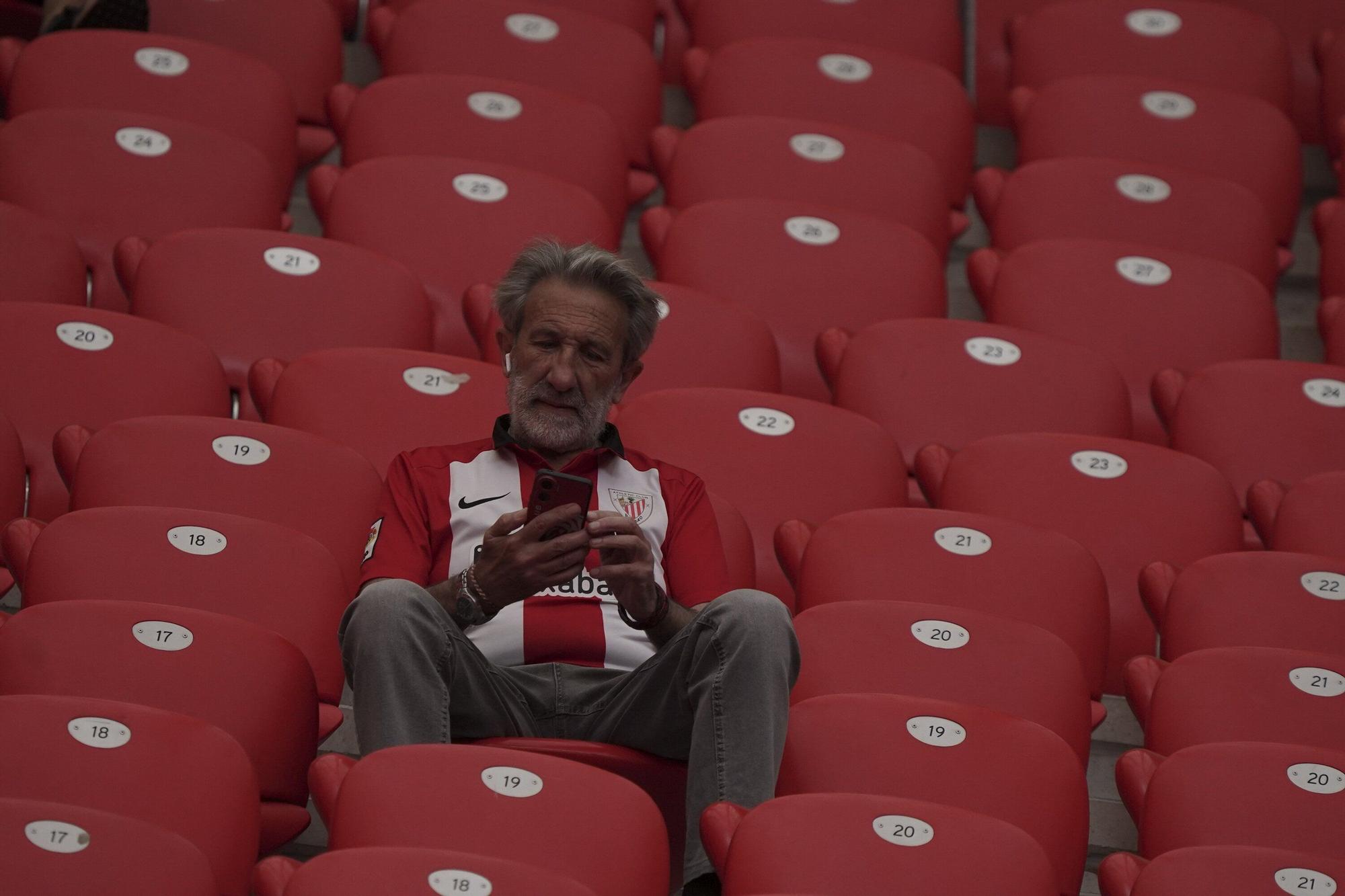 En imágenes: ¿Has estado en San Mamés viendo el Athletic-Alavés? Búscate en nuestra galería