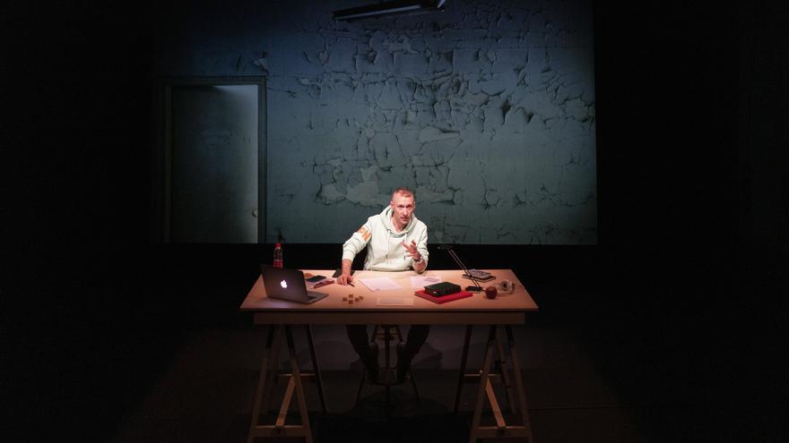 La muerte sube al escenario del Félix Petite junto a Sergio Blanco