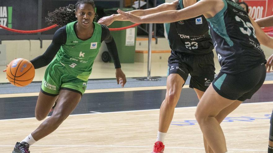 En imágenes: Derrota del Kutxabank Araski ante el Estepona