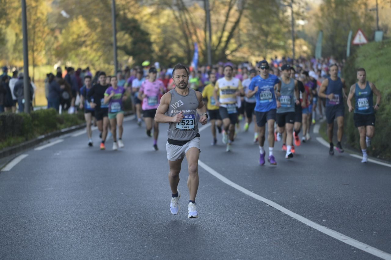 En imágenes: Ilusión y concentración en la salida de la Behobía- San Sebastían