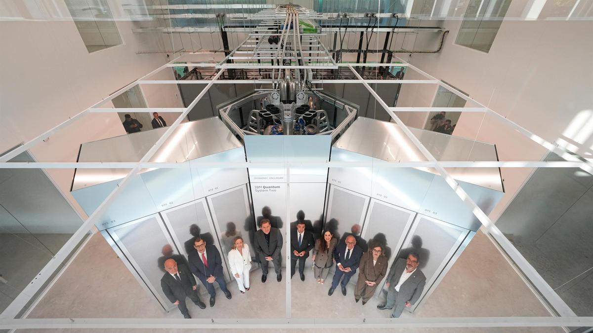 Europako lehenengo IBM Quantum System Two ordenagailu kuantikoa inauguratu dute Donostian.