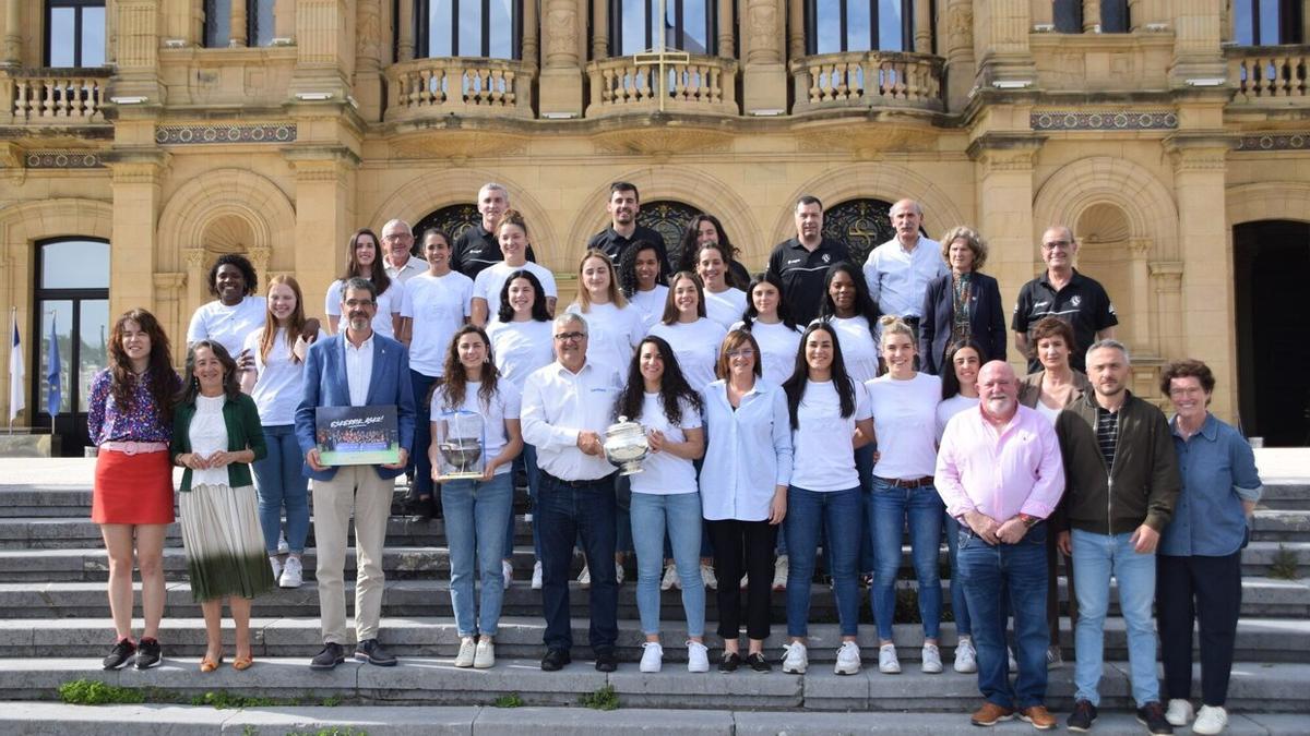 Super Amara Bera Bera: homenaje a las campeonas de la Copa de la Reina