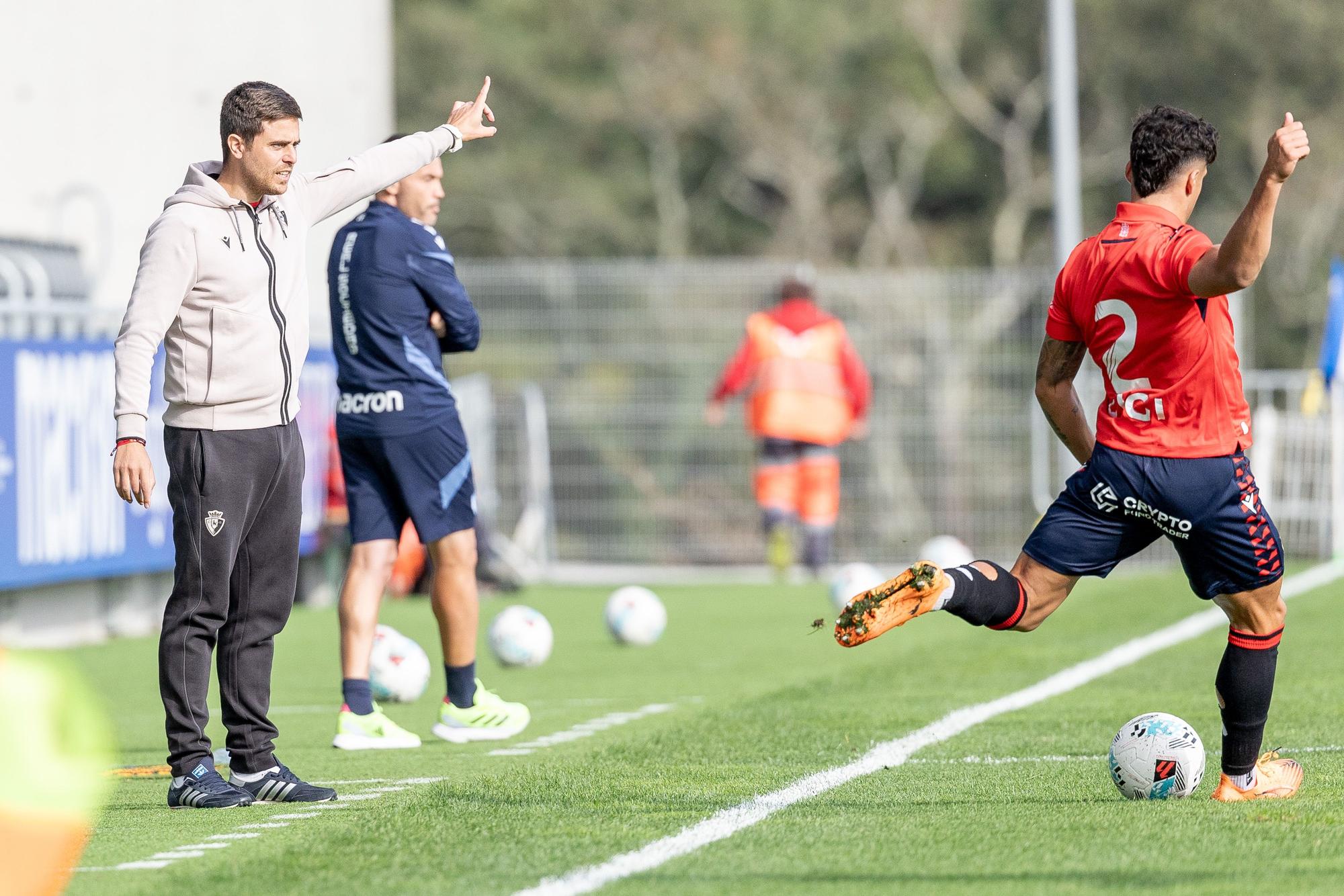 Fotos del partido amistoso entre Osasuna y Real Sociedad