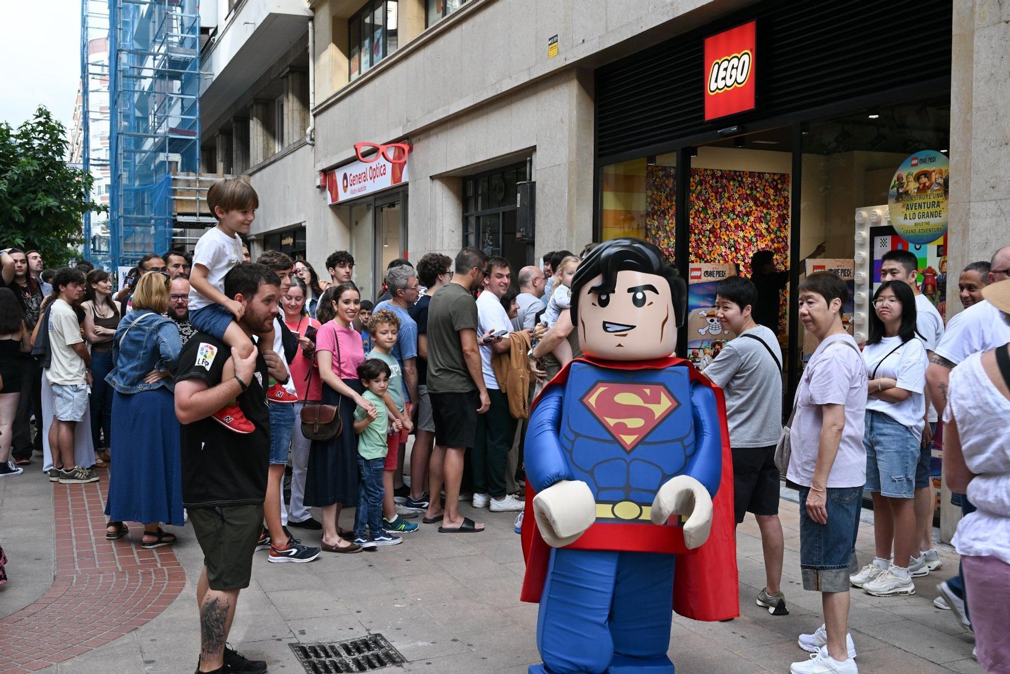 En imágenes: abre la tienda de Lego en Bilbao