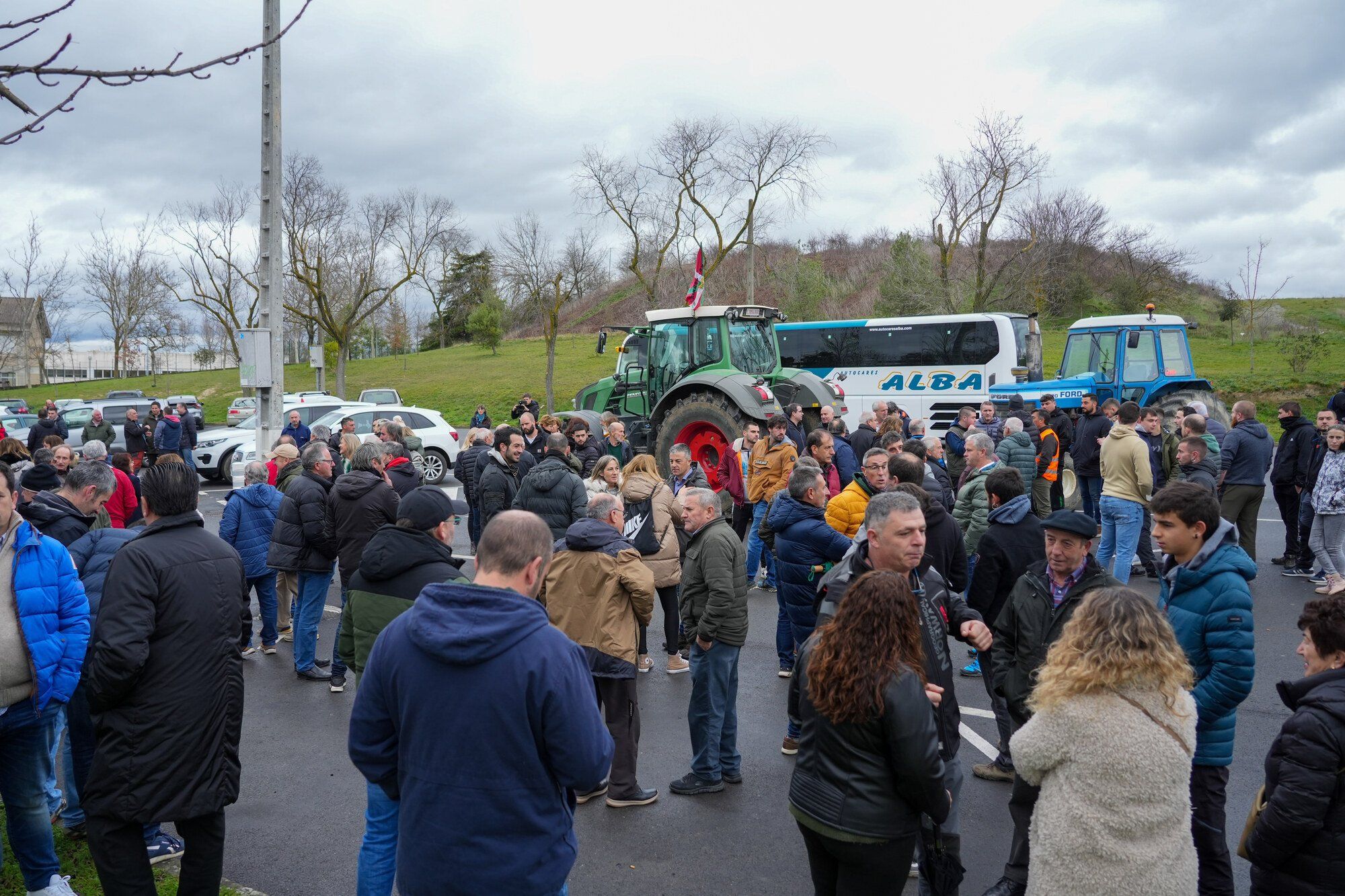 Los agricultores alaveses llegan al Palacio de la Provincia con sus demandas