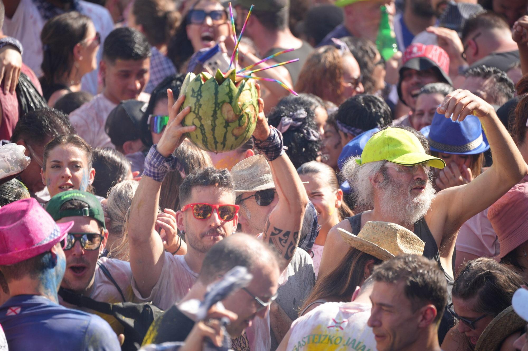 En imágenes: Así ha sido la bajada de Celedón en 2025