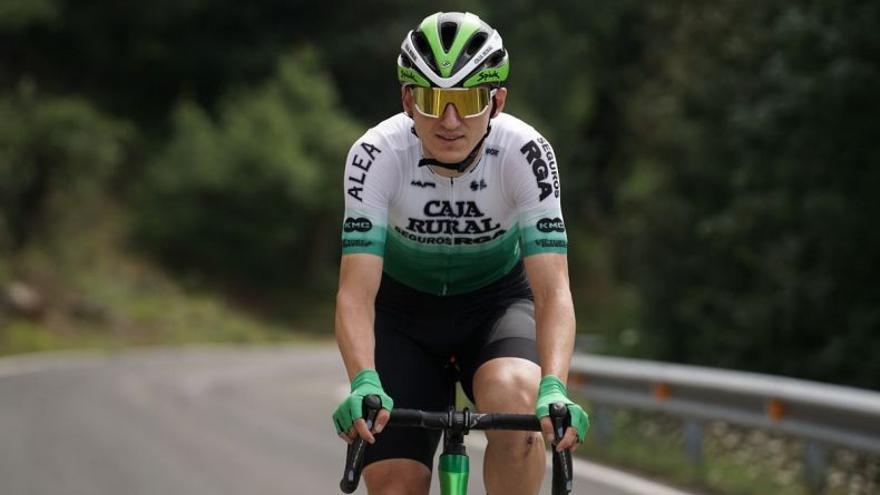 Gorka Sorarrain renueva con Caja Rural-Seguros RGA hasta 2026
