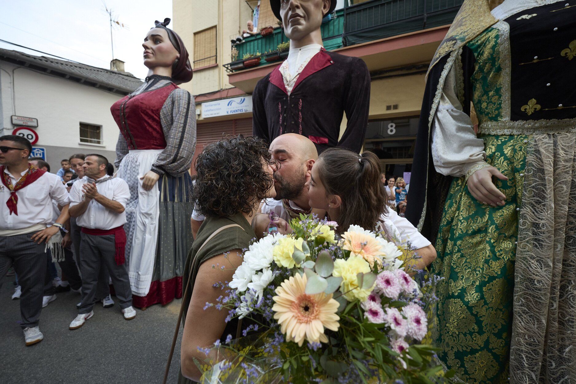 Fotos de la despedida de los gigantes en fiestas de Burlada