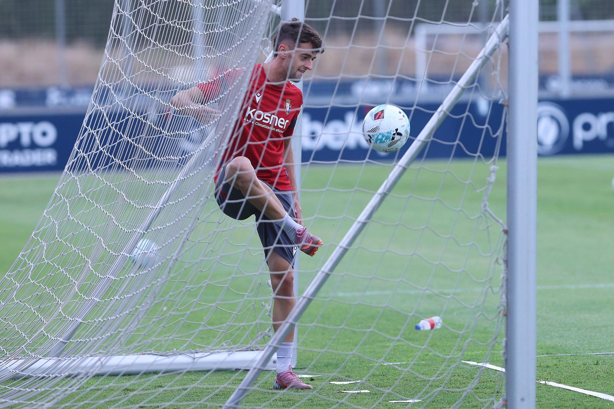 Entrenamiento de Osasuna a dos días del partido ante el Espanyol en Barcelona