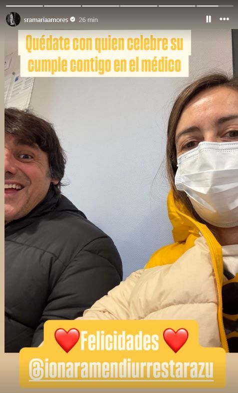 Ion Aramendi acompaña a María Amores al médico