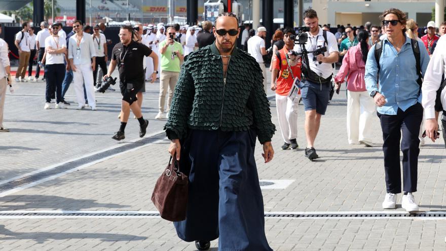 Hamilton: “Tiraré el móvil a la basura”