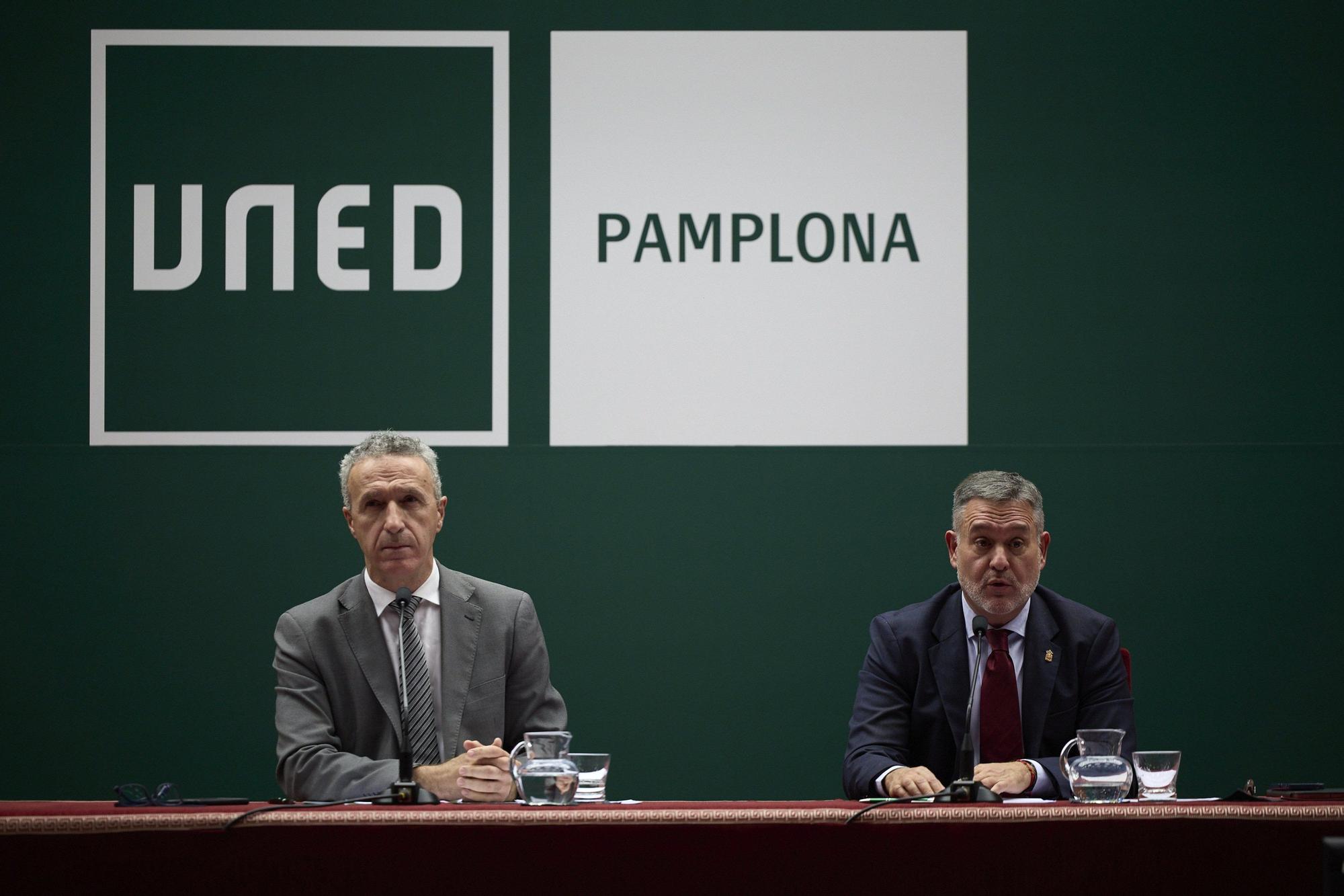 Acto de apertura del curso 2025 - 2026 en la UNED en Pamplona